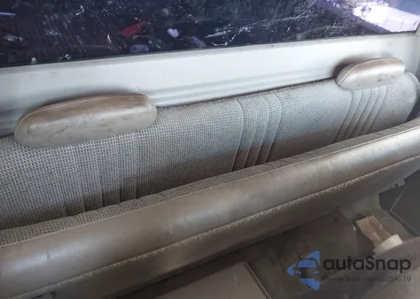 1995 GMC Sierra C1500 z USA, uszkodzony, nr VIN 2GTEC19H9S1586197